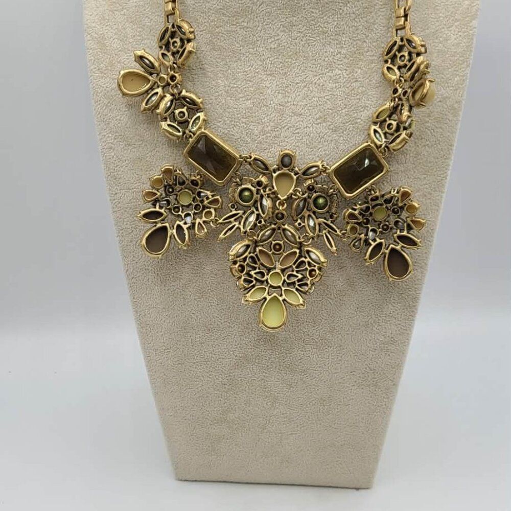 J Crew Heavy Chunky Crystal Resin Multicolor WOWZER Necklace - Picture 5 of 16